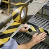 Bande antidérapante TOOLCRAFT ANST509M-YB 9 m x 50 mm noir/jaune, PVC, haute résistance