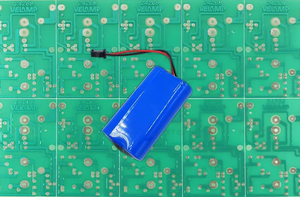 Batterie au lithium 3.7V 4.4Ah
