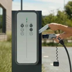 Borne de recharge pour voiture électrique Witty Share 22 kW avec prises T2S et TE. RFID et OCPP - HAGER - XEV1R22T2TE