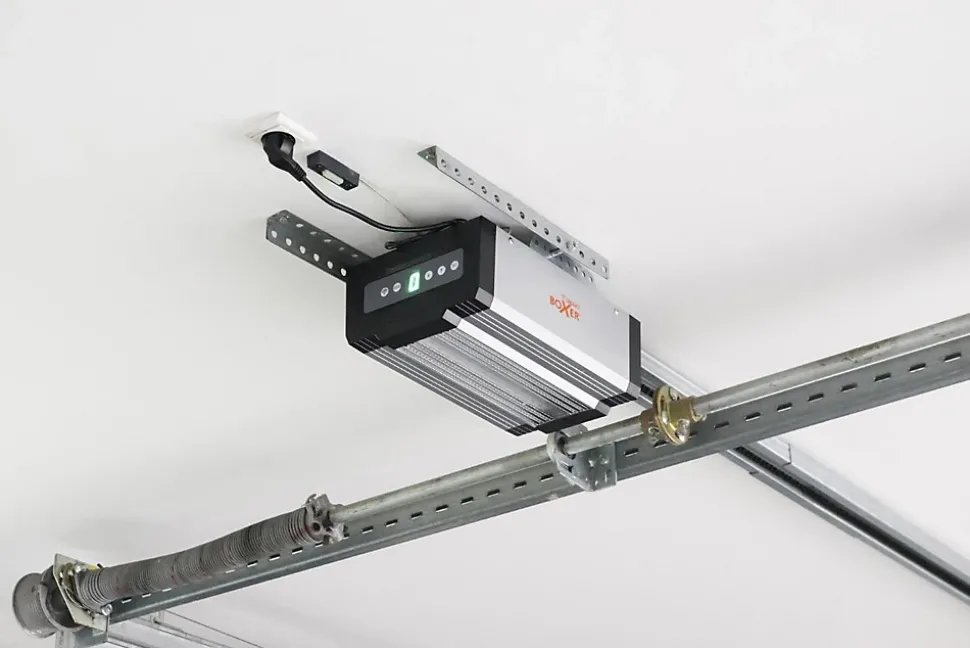 Boxer Ouvre-porte de garage WiFi 800N avec application smartphone, rail 3 m, télécommande incluse