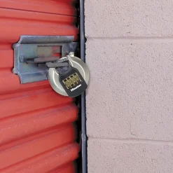 Cadenas à combinaison Master Lock Excell M40EURDNUM disque en zinc Ø70 mm hauteur de l'anse 16 mm