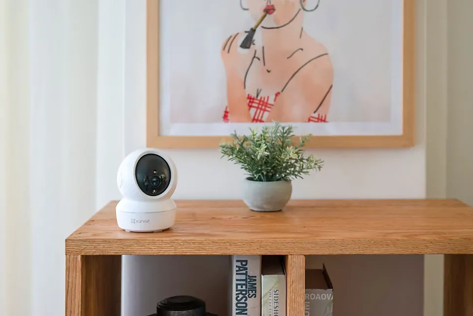 Caméra de surveillance intérieure connectée motorisée Ezviz H6C Pro 2K+