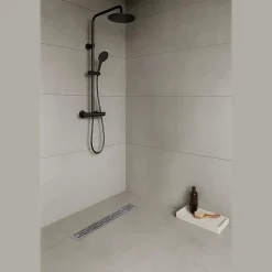 Caniveau de douche L.120 cm JAZY design linéaire, inox, anti-odeurs, drainage élevé - SANIVERRE