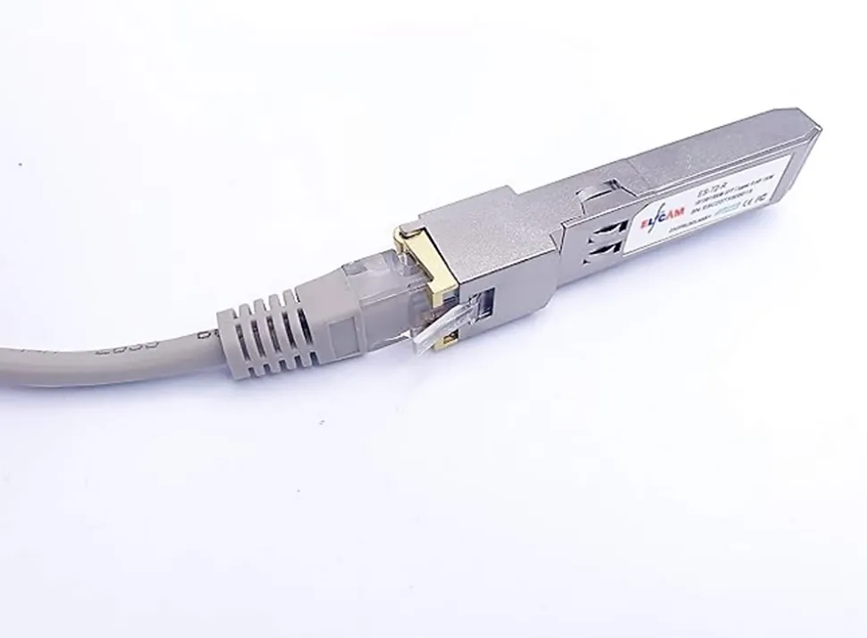 Elfcam - Module SFP+ 10GBase-T RJ45 - 30 m sur Câble Ethernet Cat7/Cat8, Compatible Freebox Ultra