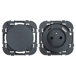 Ensemble double interrupteur + 1 prise avec terre affleurante + 1 prise USB-A+C Jacobsen Espen noir composable