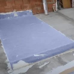Feuille d'étanchéité Cumifelt pour terrasses (2,5m x 1m) - Empêche les fuites d'eau sur les toitures, balcons couverts...