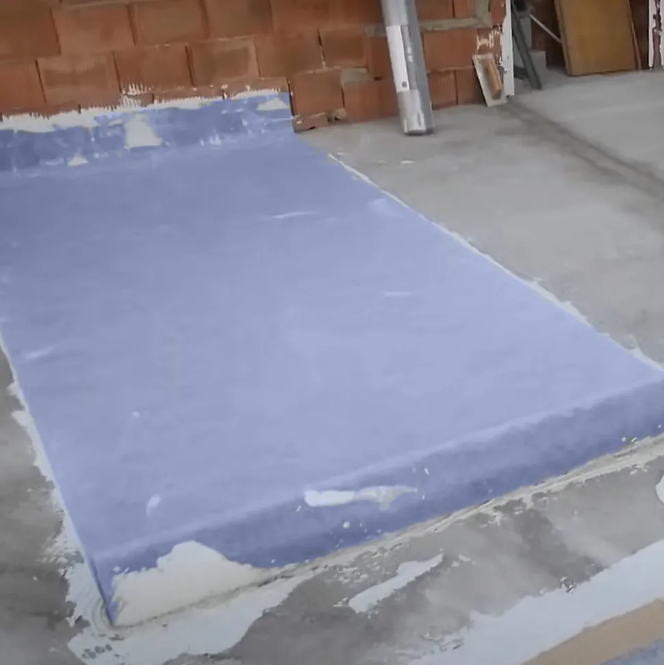 Feuille d'étanchéité Cumifelt pour terrasses (15mx1m) - Empêche les fuites d'eau sur les toitures, balcons couverts...
