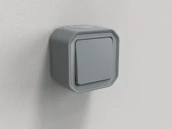Interrupteur Legrand Plexo gris en saillie