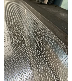 Plaque Aluminium Grain de riz, ép. 1/2mm, Hauteur 45cm x Largeur 80cm