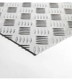 Plaque Aluminium Strié, ép. 2/3mm, Hauteur 45cm x Largeur 140cm
