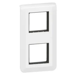 Plaque de finition 2x2 modules Legrand Mosaïc 0 994 73 coloris blanc l.153 x P.9 x H.82 mm
