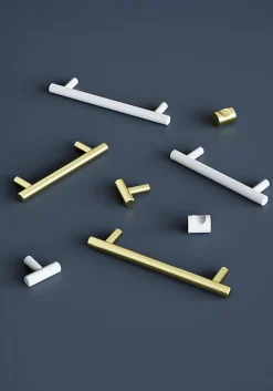 Poignée de meuble en T GoodHome Dizel acier mat blanc l.136mm x l.12mm x H. 35mm entraxe 96mm