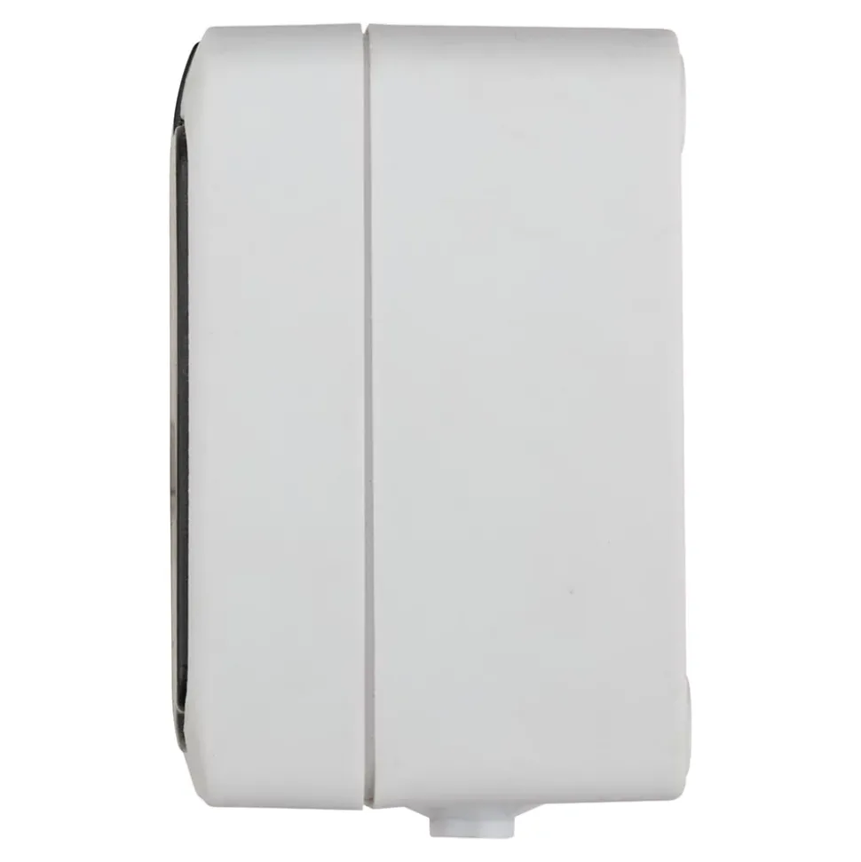 Prise avec terre étanche en saillie gris complet - H 7,6 cm / L 5,5 cm / P 4,3 cm