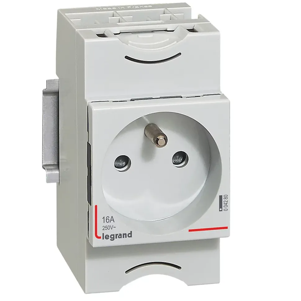 Prise de courant modulaire 2P+T 16A Legrand