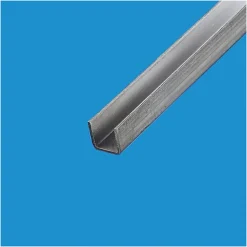 Profilé acier en U 30 x 30 x 30 mm ep 2 mm, 3 metres - Comment Fer