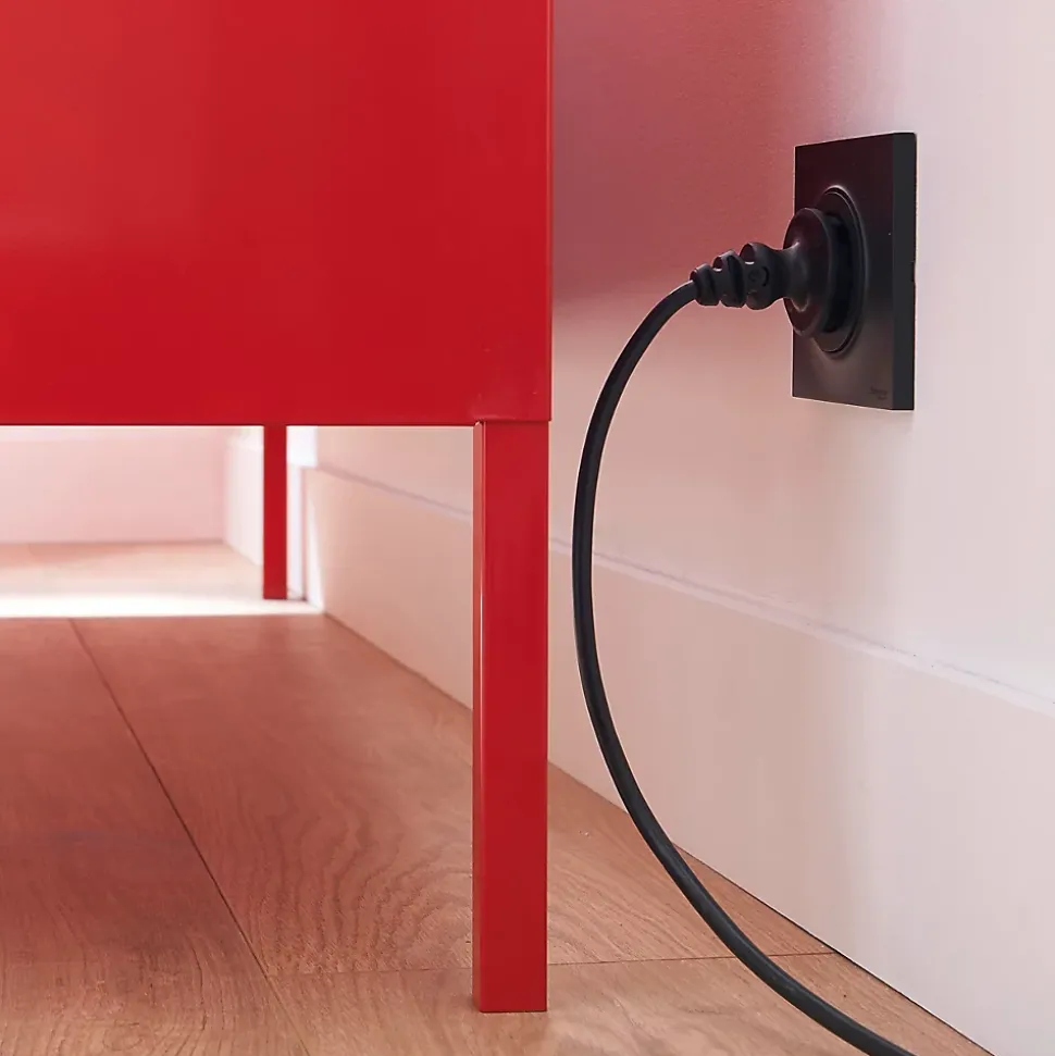 Rallonge intérieur H05VV-F Diall 3 x 1.5 mm² 3m + prise noir