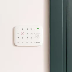 Système d'alarme connecté Sans Abonnement Daewoo Vigilia Wifi - 1 caméra + 6 accessoires - Batterie et sirène intégrées